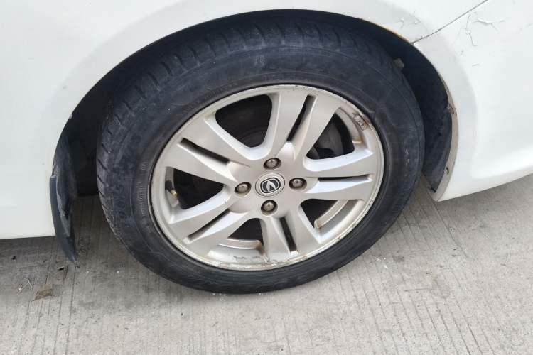 Used CHANGAN Alsvin V5 2012 1.5L Manual Dream Edition
