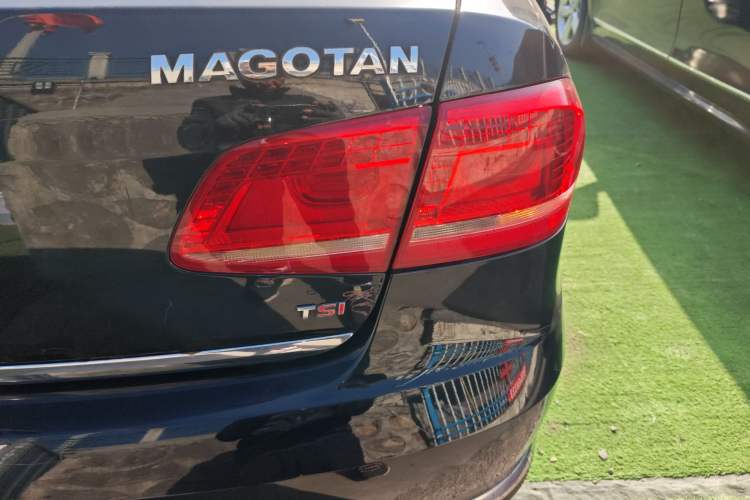 Used Volkswagen Magotan 2013 1.8TSI Luxury Model
