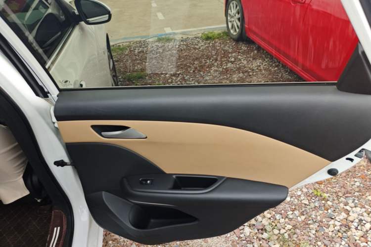 Used Chevrolet Monza 2022 320 Automatic Enjoyment Sunroof Version