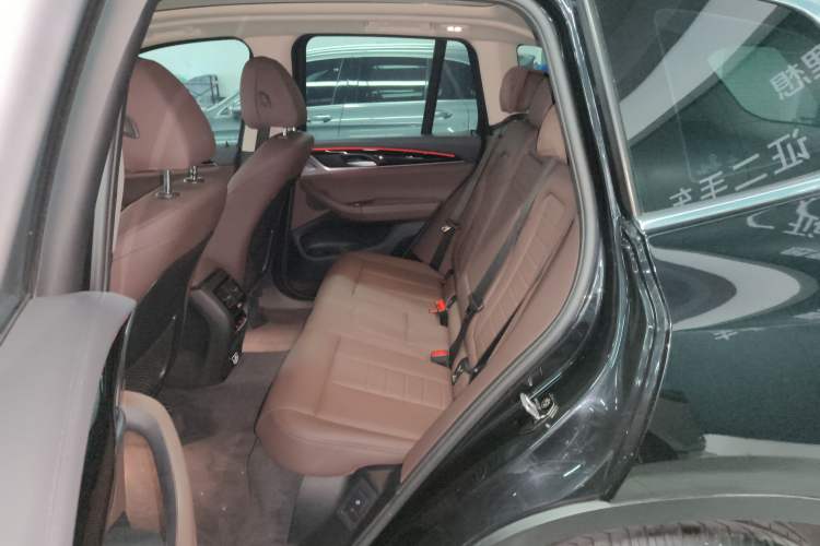 Used BMW X3 2021 Facelift xDrive25i Luxury Package Left Rear Seat