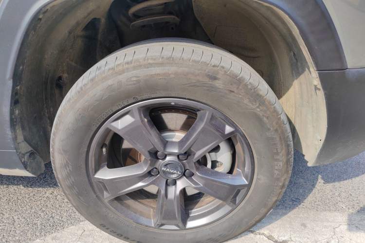 Used Haval Raptor New Energy 2023 Hi4 102 Exploration Edition Right Front Wheel Hub