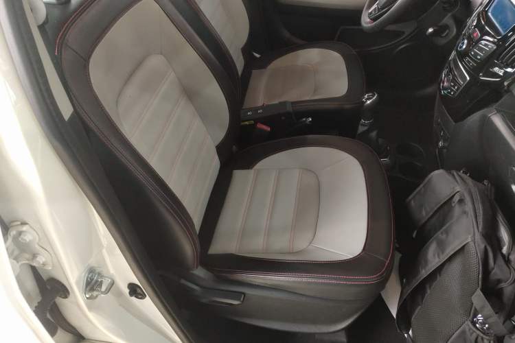 Used Great Wall M4 2014 1.5L Manual Comfort Model Right Front Seat