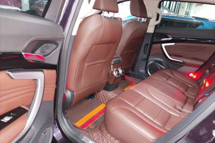 Used Wey VV7 2017 2.0T Flagship Model
