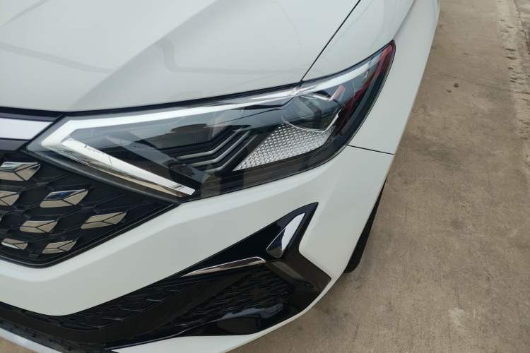 Used Jetta VS5 2023 280TSI Automatic Trend Edition
