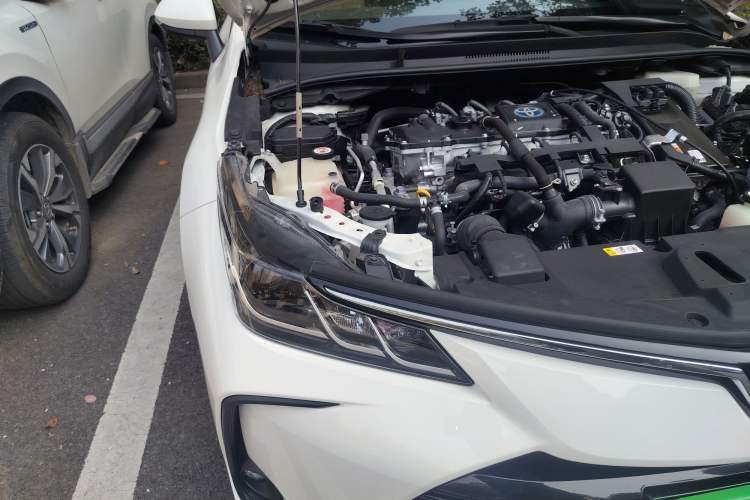 Used Toyota Corolla 2021 Dual-Motor 1.8L E-CVT Elite Edition
