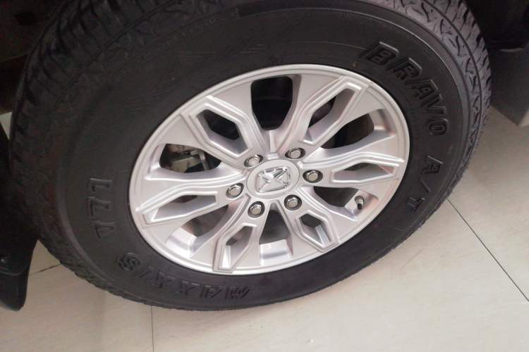 Used JMC Yusheng S350 2016 2.0T Automatic All-Wheel Drive Gasoline Luxury Edition 5 Seats
