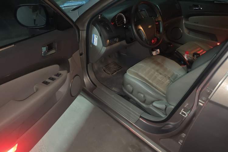 Used Chevrolet Epica 2013 1.8 SL ZhiZhen Edition MT Driver Seat