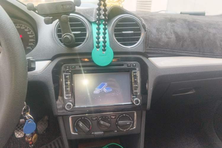 Used Volkswagen Jetta 2013 1.6L Manual Comfort Model
