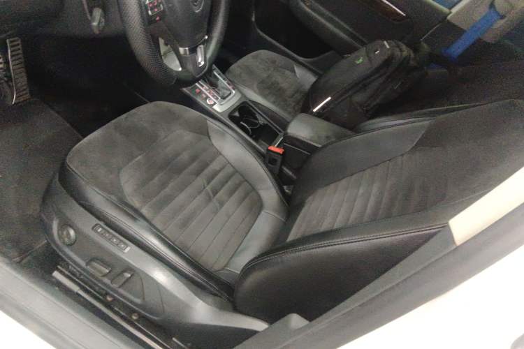 Used Volkswagen Magotan 2012 Travel Edition 2.0 TSI Comfort Version
