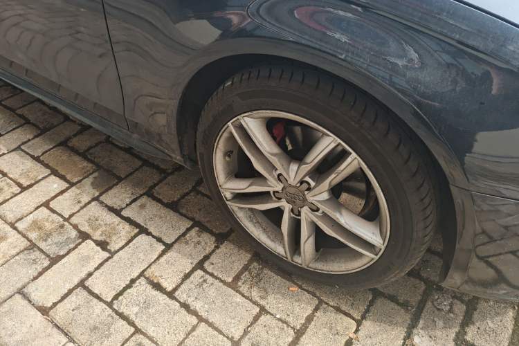 Used Audi A4L 2011 2.0 TFSI Comfort Model