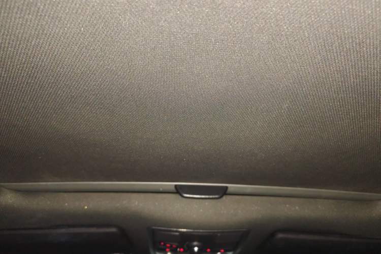 Used Volkswagen Beetle 2014 1.4TSI Luxury Model Headliner