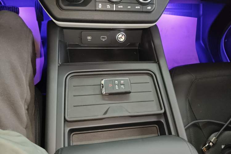 Used Land Rover Defender 2023 90 3.0T P400 XS
