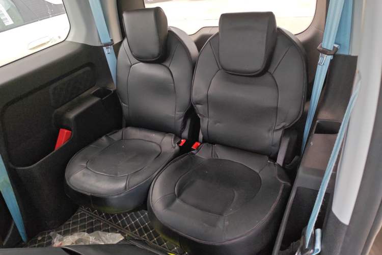 Used Baojun KiWi EV 2021 Designer Lithium Iron Phosphate
