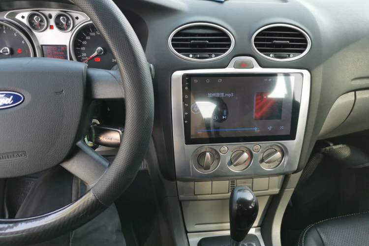 Used Ford Focus 2013 Hatchback Classic 1.8L Automatic Base Model