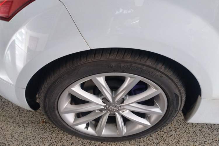 Used Audi TT 2013 TT Coupe 45 TFSI Right Rear Wheel Hub