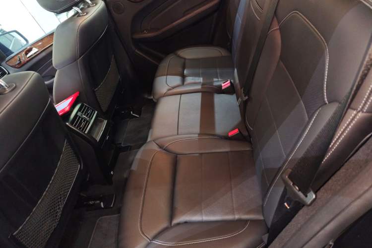 Used Mercedes-Benz M-Class 2015 ML 400 4MATIC Dynamic Model
