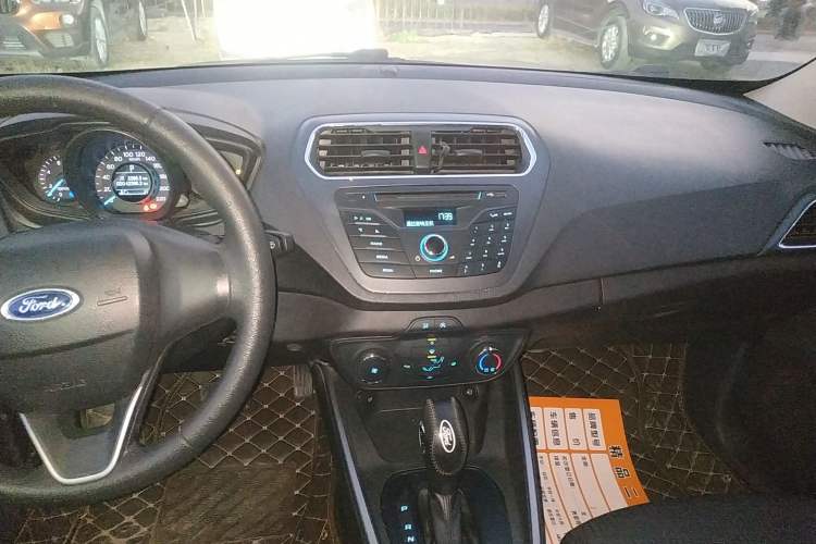 Used Ford Escort 2019 Revised 1.5L Automatic ZhiXiang Version (Tire Pressure Monitoring) China VI Standard