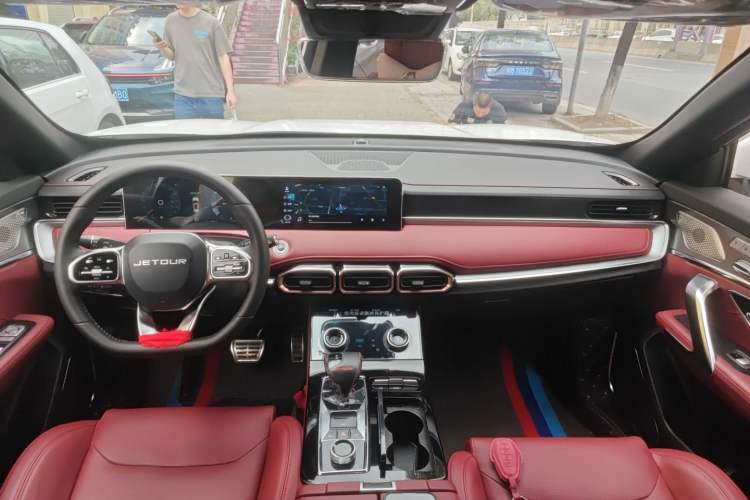 Used JETOUR X70 PLUS 2021 1.6T DCT Pro+ 7-Seater