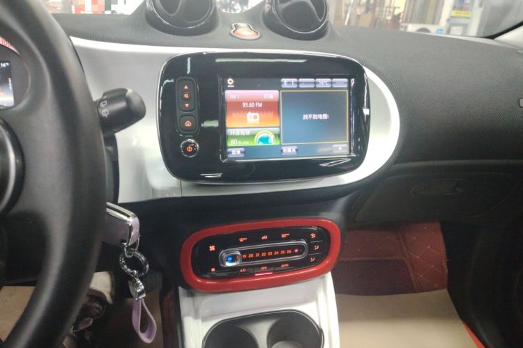 Used smart forfour 2016 0.9T 66 kW Pioneer Edition