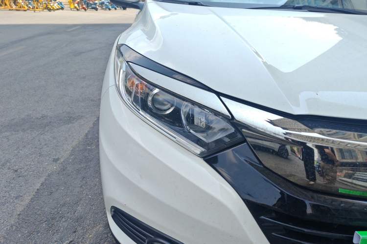 Used Honda Vezel 2020 1.5L CVT Elite Edition Right Front Headlight