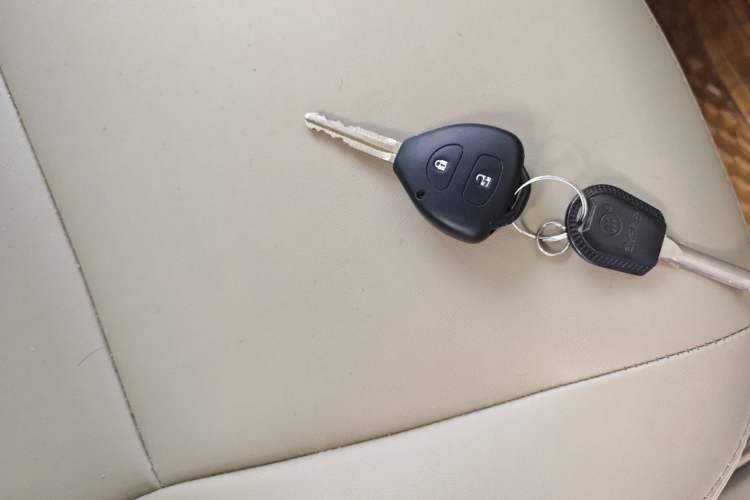 Used Toyota Corolla 2013 Special Edition 1.6L Automatic Cool GL Model Vehicle Key