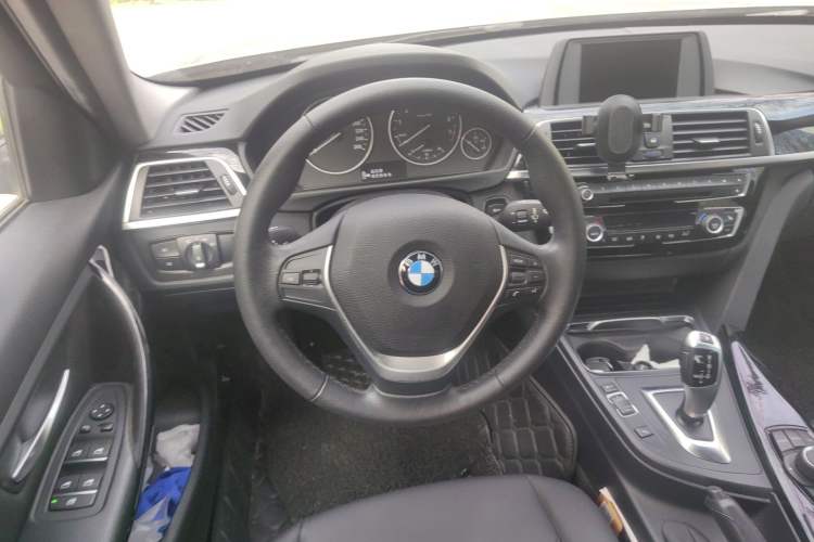 Used BMW 3 Series 2017 320Li xDrive Fashion Model