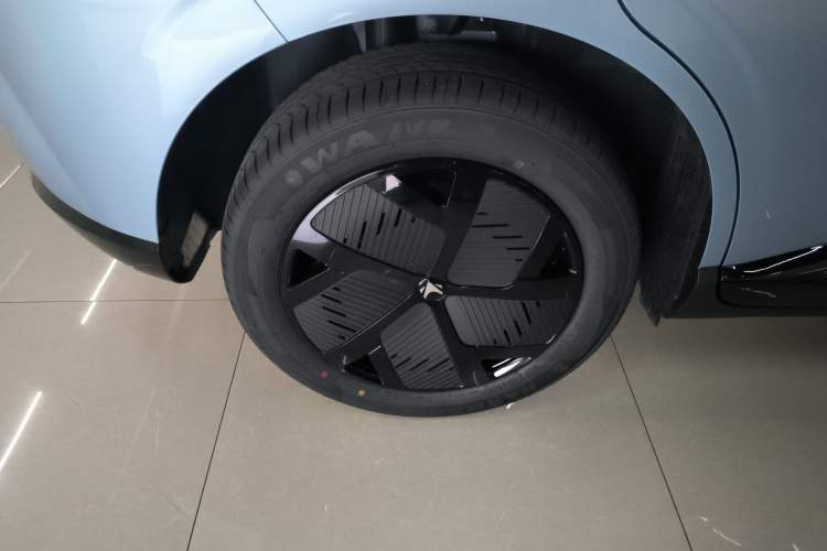 Used ARCFOX T1 2025 Model 320 PLUS