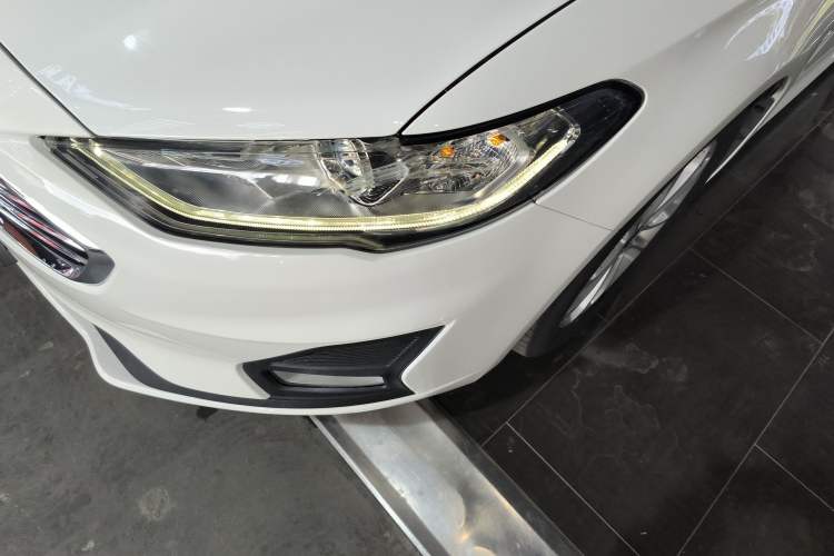 Used Ford Mondeo 2018 EcoBoost 180 Smart Control Fashion Model China V Standard
