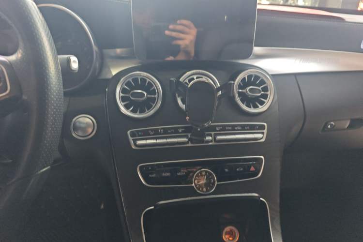 Used Mercedes-Benz C-Class 2017 Facelift C 200 L Sport Edition