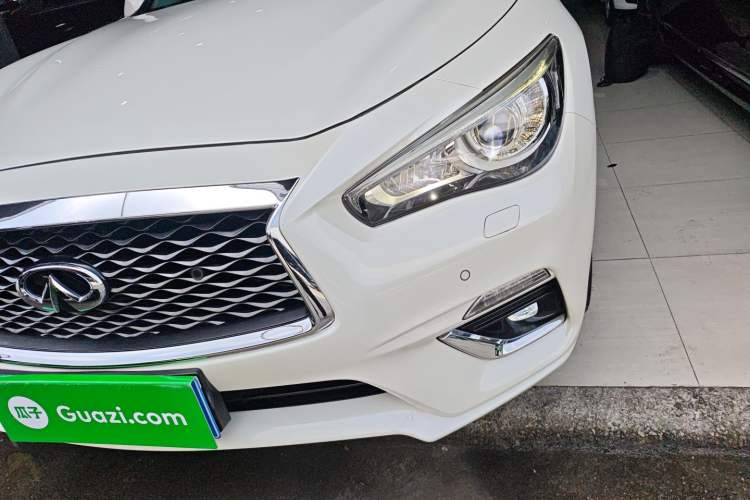 Used Infiniti Q50L 2018 2.0T Enjoyment Version China VI Standard
