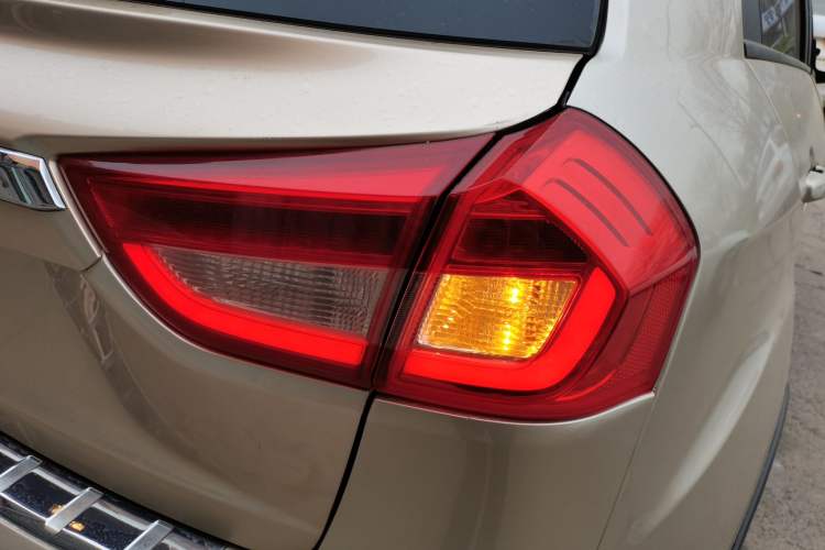 Used Geely Auto Vision X3 2017 1.5L Automatic Elite Model Right Rear Taillight