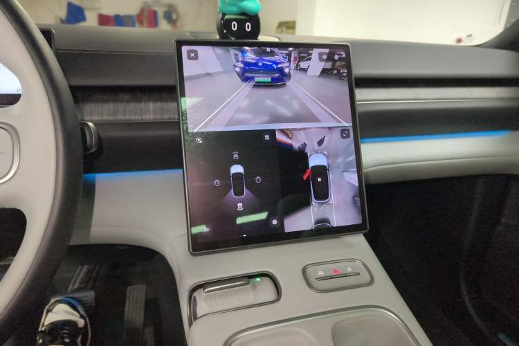 Used Nio ES6 2023 75 kWh Audio And AC Panel