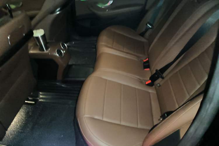 Used Mercedes-Benz E-Class 2019 E 300 L Sporty and Stylish Model