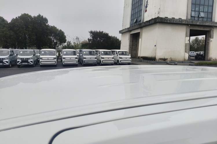 Used Buick GL8 2023 Land Executive Class Smart Enjoyment Model
