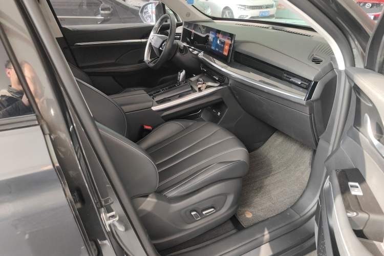 Used Roewe RX5 MAX 2022 1.5T Automatic Zhiwei Prestige Edition