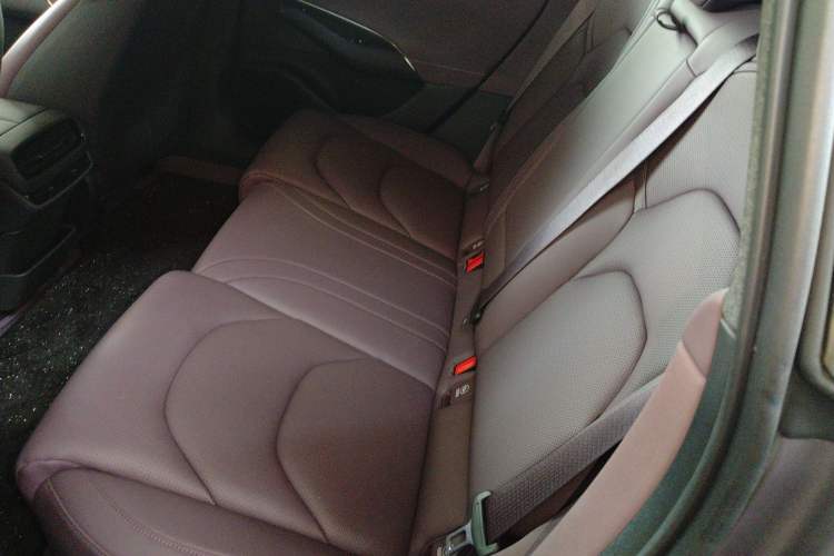 Used Xiaomi Auto SU7 2024 Rear-Drive Ultra-Long Range Advanced Pro-Level Intelligent Driving Version
