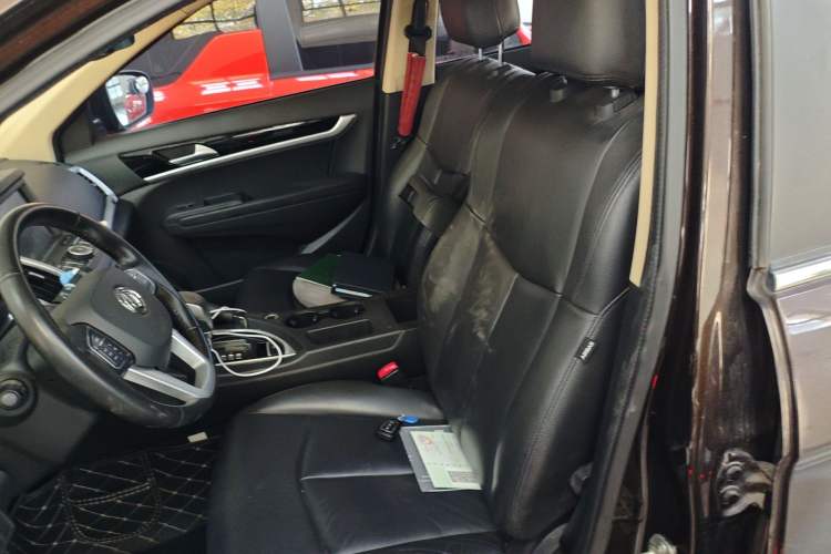 Used Dongfeng Aeolus AX7 2016 2.0L Automatic Zhiyi Trim
