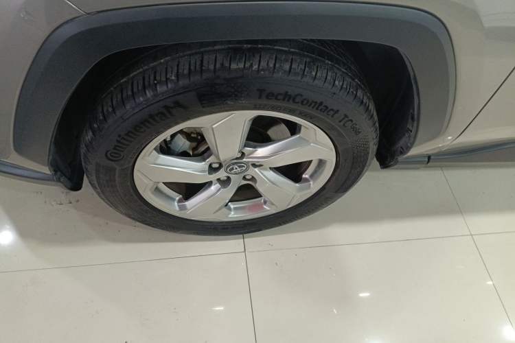 Used Toyota RAV4 2021 2.0L CVT Two-Wheel Drive Fashion Edition
