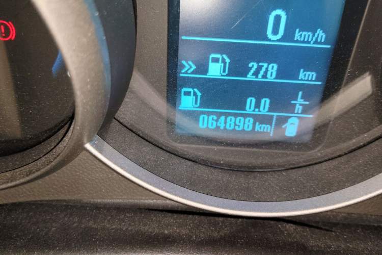 Used Chevrolet Cruze 2015 1.5L Classic SE MT