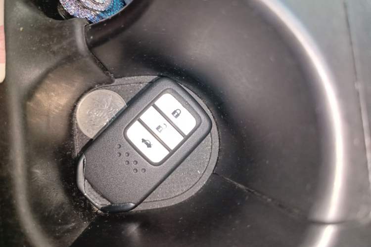 Used Honda Crider 2013 1.8L automatic luxury edition