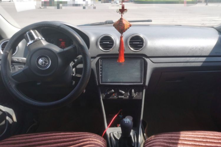 Used Volkswagen Jetta 2015 Zhuihui Edition 1.4L Manual Fashion Model
