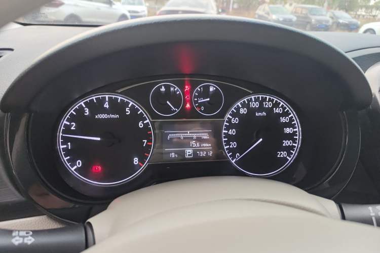 Used Nissan Tiida 2011 1.6L CVT Smart Version