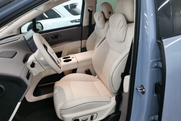 Used Li Auto i8 2025 Model Standard Version Left Front Seat