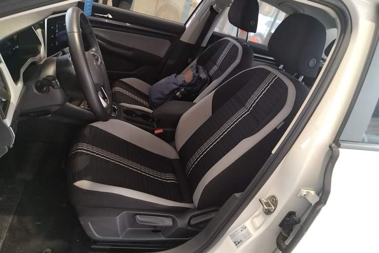 Used Volkswagen Bora 2024 200TSI DSG Comfort Edition
