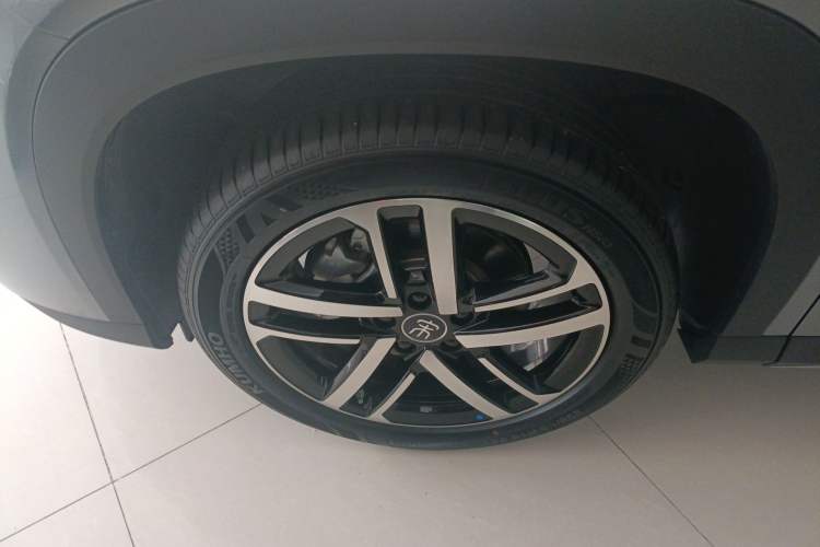 Used BYD Song L DM-i 2024 112 km Leading Edition Left Front Wheel Hub