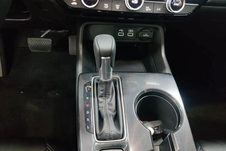 Used Honda Civic 2022 240TURBO CVT Dynamic Edition