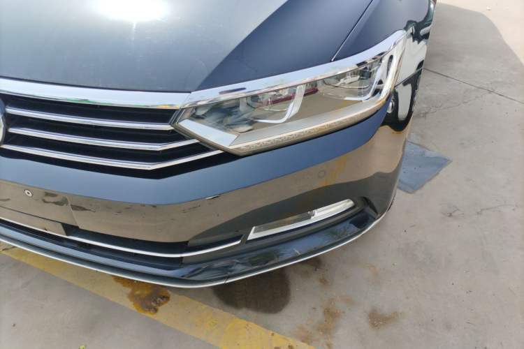 Used Volkswagen Magotan 2019 330TSI DSG Leading Model China VI Standard Left Front Headlight