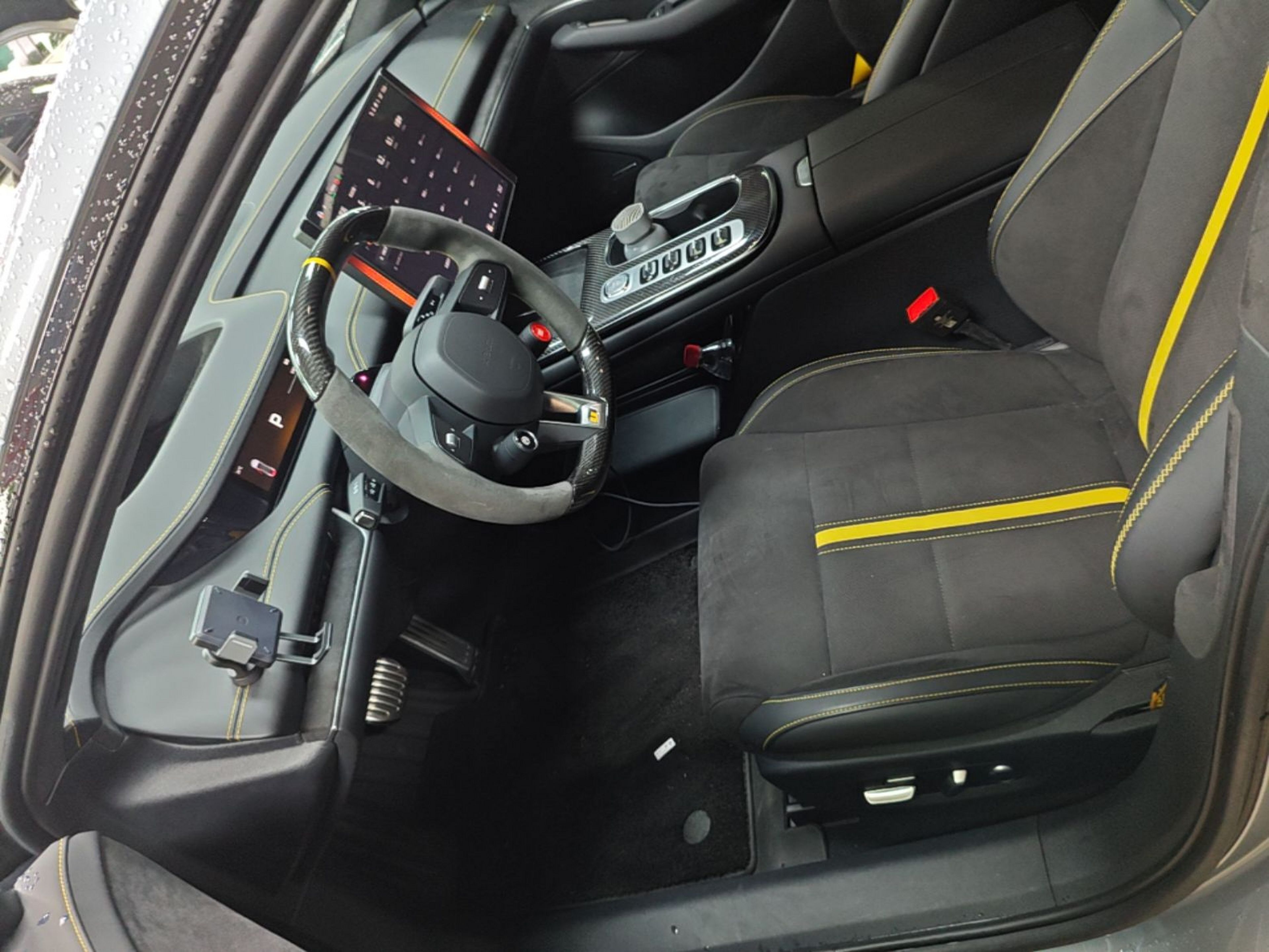 Interior delantero