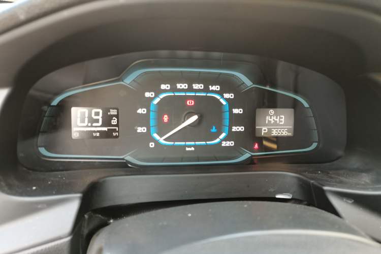 Used Roewe 360 2015 1.5L Automatic Luxury Edition