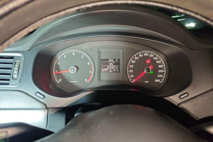 Used Volkswagen Sagitar 2012 1.6L Automatic Fashion Edition
